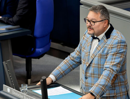 Bundesregierung verweigert Aufklärung zu Nebentätigkeiten im Auswärtigen Amt