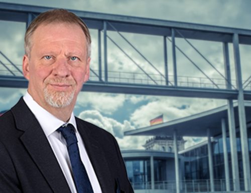 Bundesregierung räumt massive Wissenslücken zur Gefahreneinstufung bei Comirnaty ein