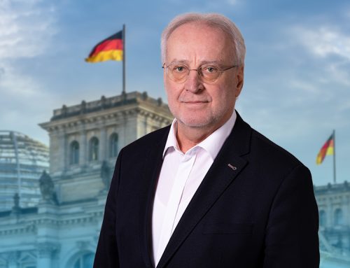 Regierung spart bei Familien, die arbeiten